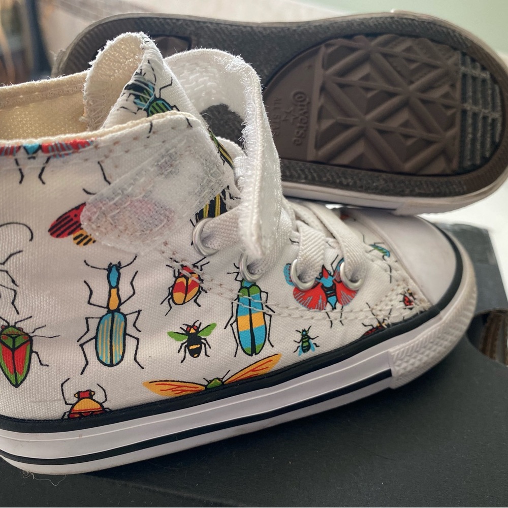 Like new - Chuck Taylor All Star Bugged Out high tops sneakers for kids.